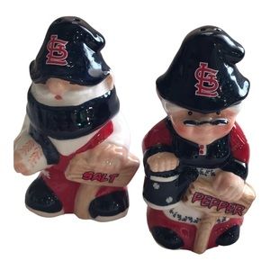 Gnome Saint Louis Cardinals Salt and Pepper Shaker Set.